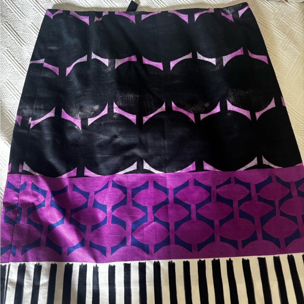 Carlisle Black and Pink Pencil Skirt Knee-Length Cocktail